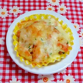 お弁当用♪ジャガイモと鮭フレークのチーズ焼き